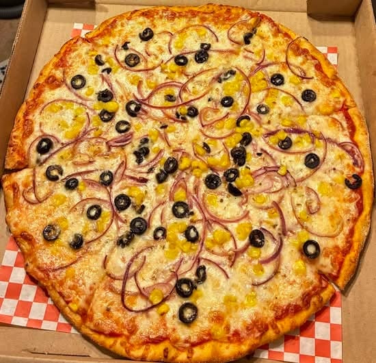 12" Medium Build Your Own Pizza.